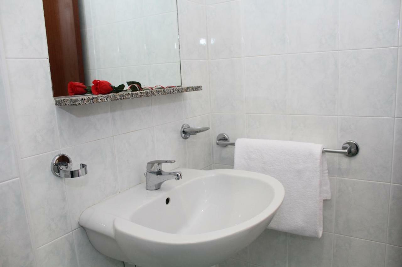 Hotel Caesar Misano Adriatico Εξωτερικό φωτογραφία